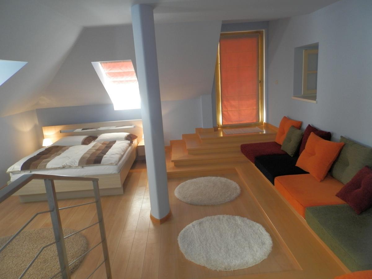 Nagyret Panzio Eger Bed & Breakfast Luaran gambar