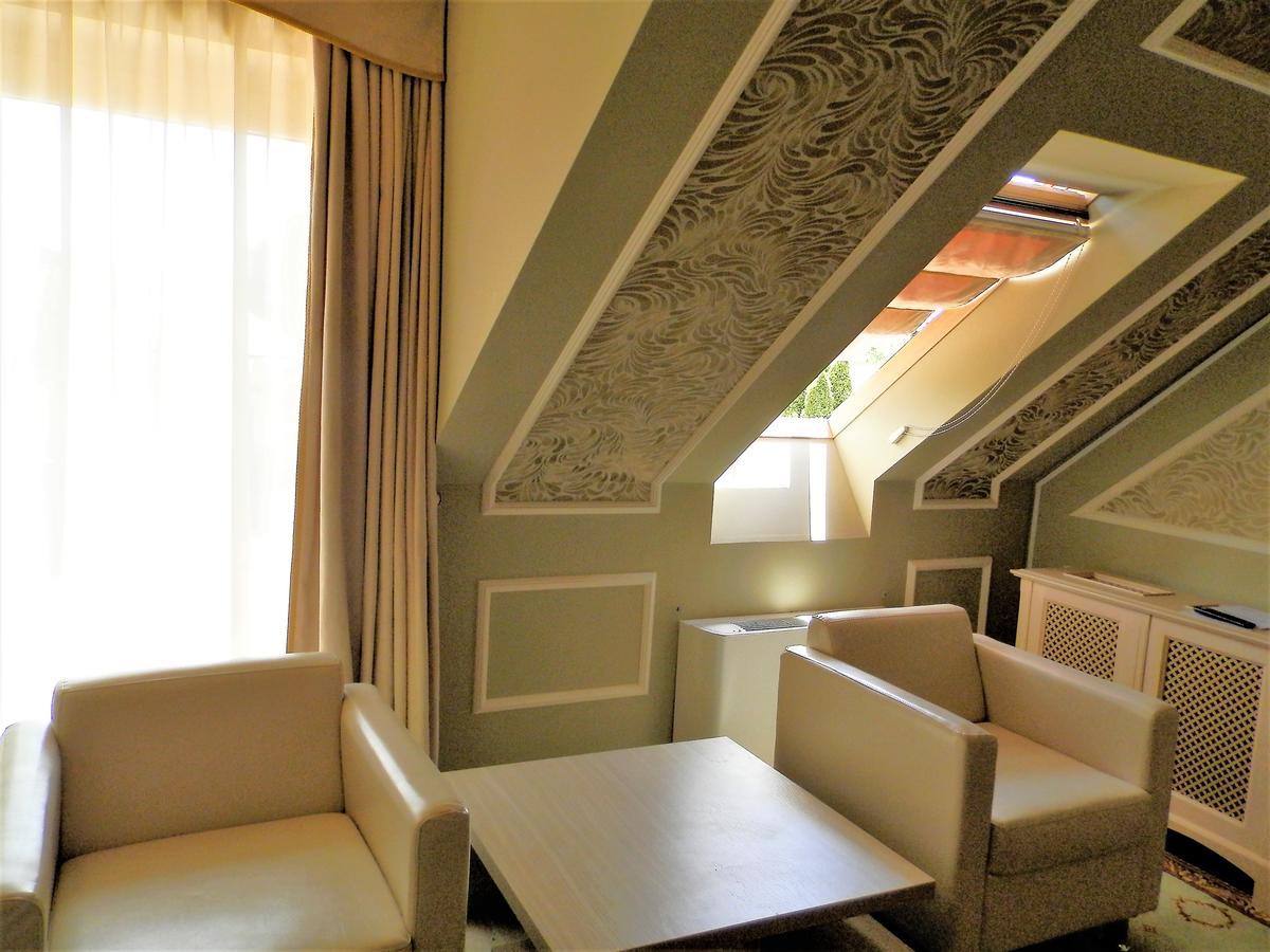 Nagyret Panzio Eger Bed & Breakfast Luaran gambar