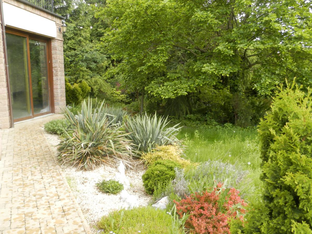 Nagyret Panzio Eger Bed & Breakfast Luaran gambar