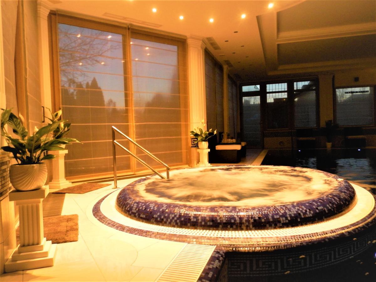 Nagyret Panzio Eger Bed & Breakfast Luaran gambar
